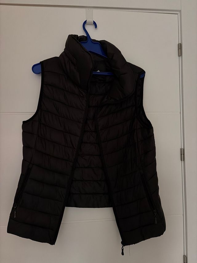 Chaleco acolchado negro