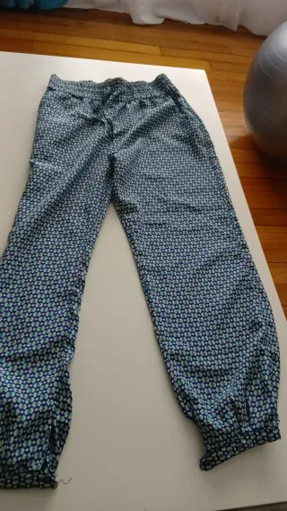 Pantalón niña estampado talla 7-8 años