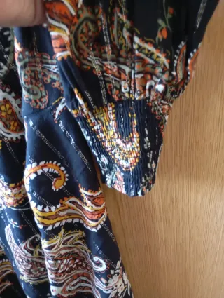 Blusa October negra estampada