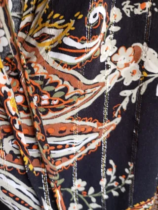 Blusa October negra estampada