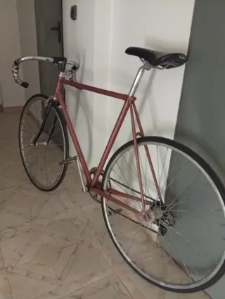 Bicicleta Clásica de Carretera