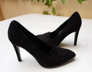 Zapatos de tacón negros ante
