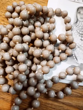 Coppia collane lunghe grigio e oro