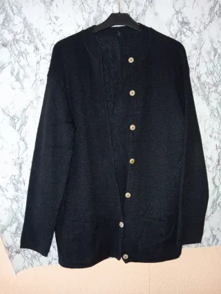 Cárdigan negro largo