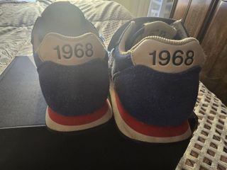 Scarpe bimbo blu con velcro