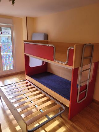 Litera triple madera y metal