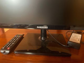 Monitor tv Samsung T22C350W
