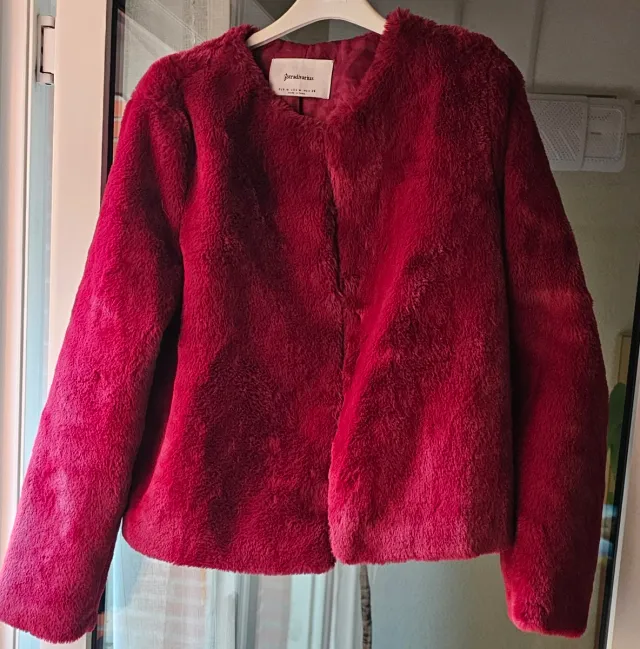 Chaqueta pelo Stradivarius Talla M