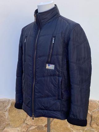 Chaqueta Armani acolchada