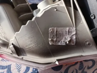 Piloto Trasero Derecho Renault Laguna III. Valeo.