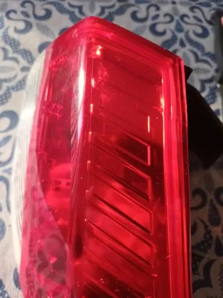 Piloto Trasero Derecho Renault Laguna III. Valeo.