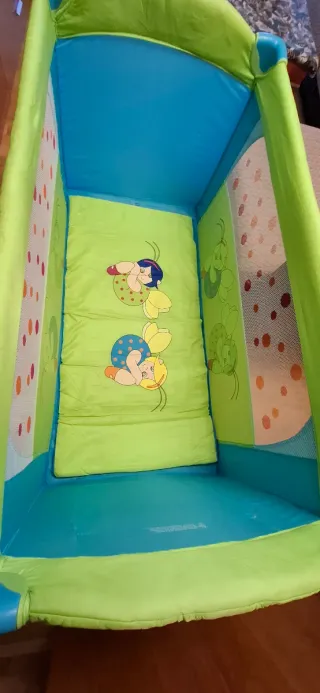 Cuna de viaje azul sin apenas uso,marca asalvo