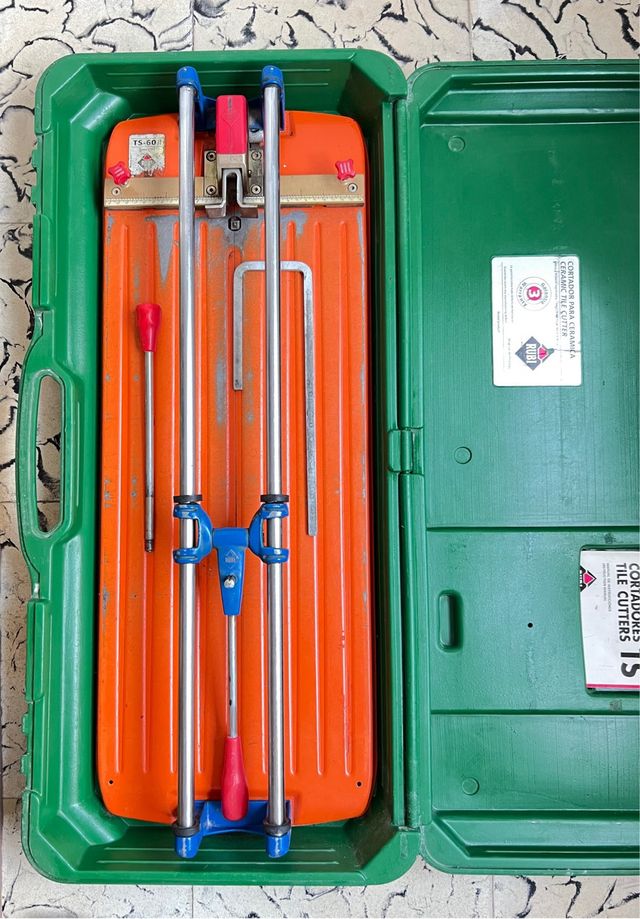 Cortadora de azulejo Rubi TS-60