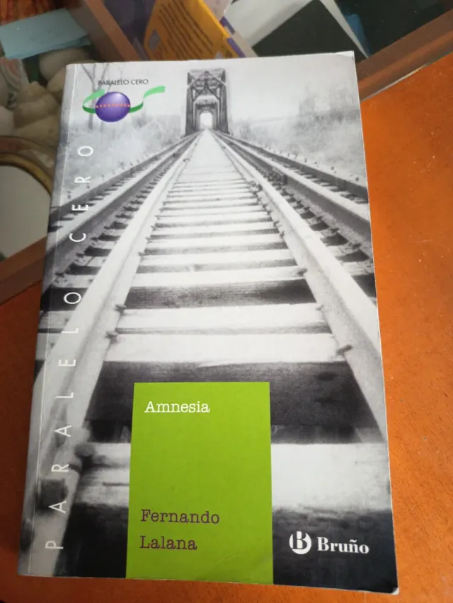 Amnesia (Paralelo Cero / Zero Parallel) (Spanis...