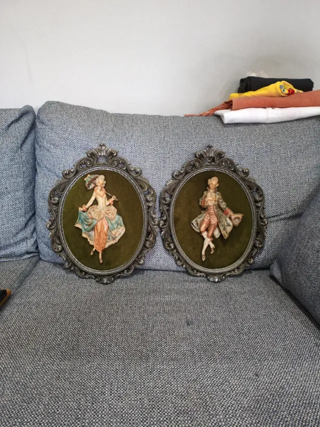 Decoración de pared ovalada con figura