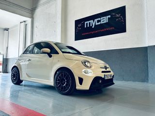 Abarth 595 2022