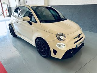 Abarth 595 2022