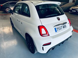 Abarth 595 2022