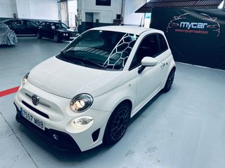Abarth 595 2022