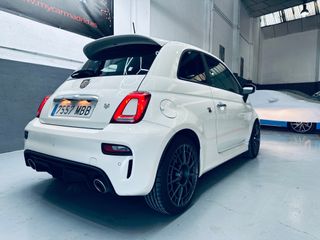 Abarth 595 2022