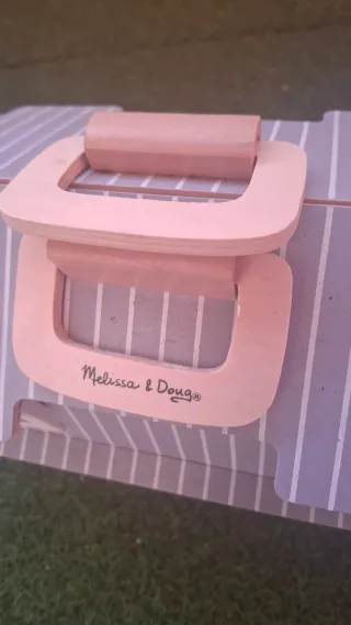 Casa de muñecas de madera