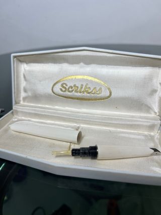 Pluma estilográfica y bolígrafo Scrikss