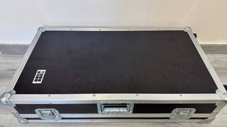 Pioneer XDJ-XZ DJ Controller con Flight case