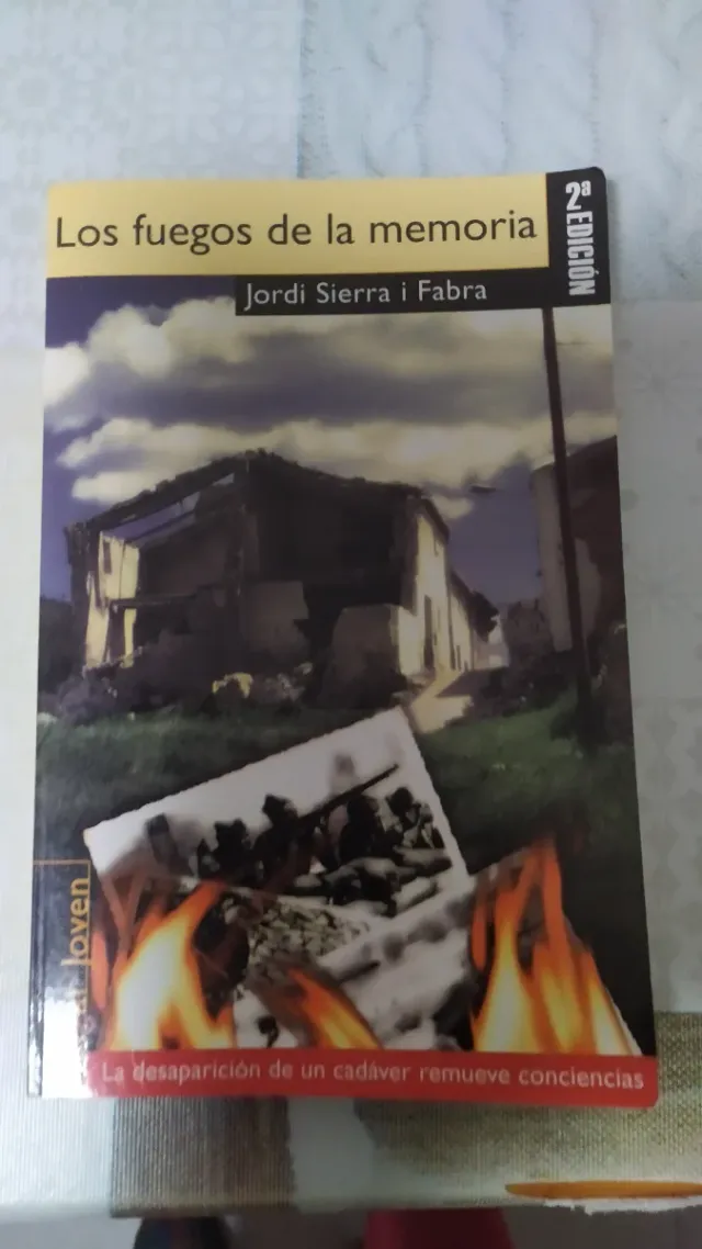 LOS FUEGOS DE LA MEMORIA