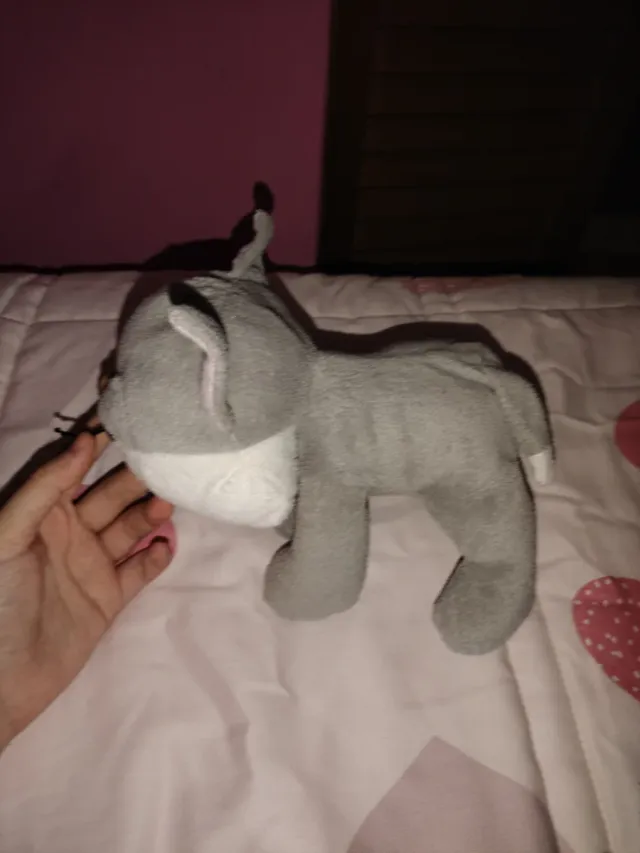 Peluche gato gris