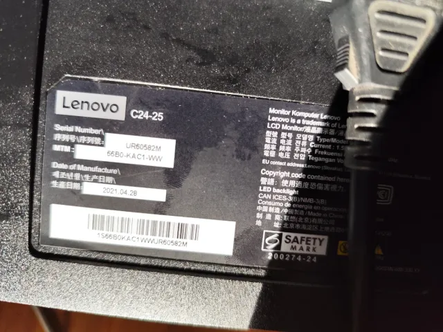 Dos Monitores de ordenador