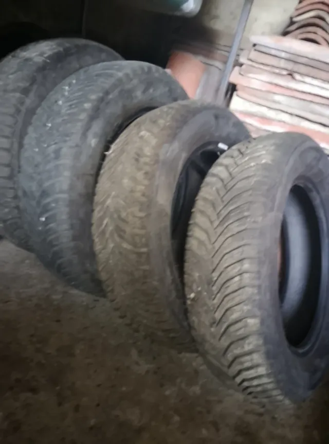 Ruedas Michelin CrossClimate 185/65 R15