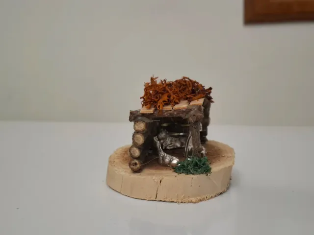 Mini presepe artigianale su base in legno