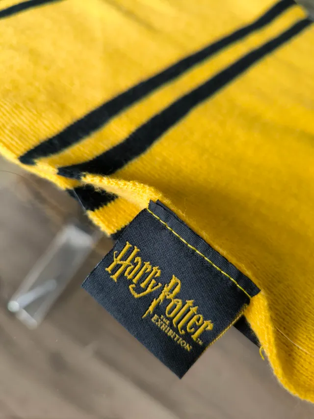 BUFANDA HARRY POTTER HUFFLEPUFF