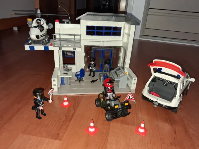 Comisaría Policía Playmobil con Vehículos
