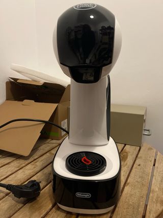Cafetera Dolce Gusto DeLonghi