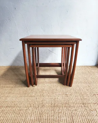 Mesas G-Plan Astro teca