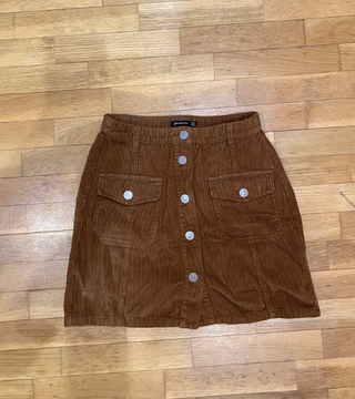 Falda pana Stradivarius marrón