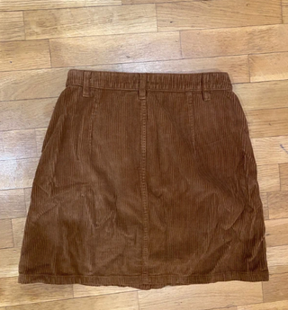 Falda pana Stradivarius marrón