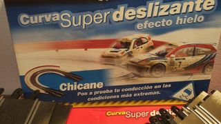 Curva super-deslizante efecto barro Scalextric