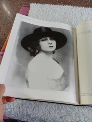 Libro de fotografías de Antonio Calvache