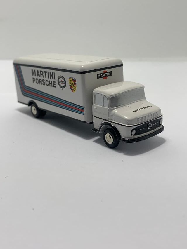Mercedes L 322 Kasten Schuco Piccolo 1:90