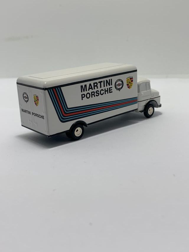 Mercedes L 322 Kasten Schuco Piccolo 1:90