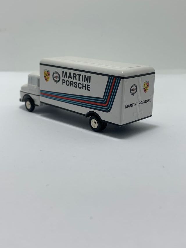 Mercedes L 322 Kasten Schuco Piccolo 1:90