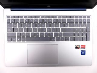 HP 15-fc0034ns Ryzen 5 7520U 16GB RAM 1TB SSD