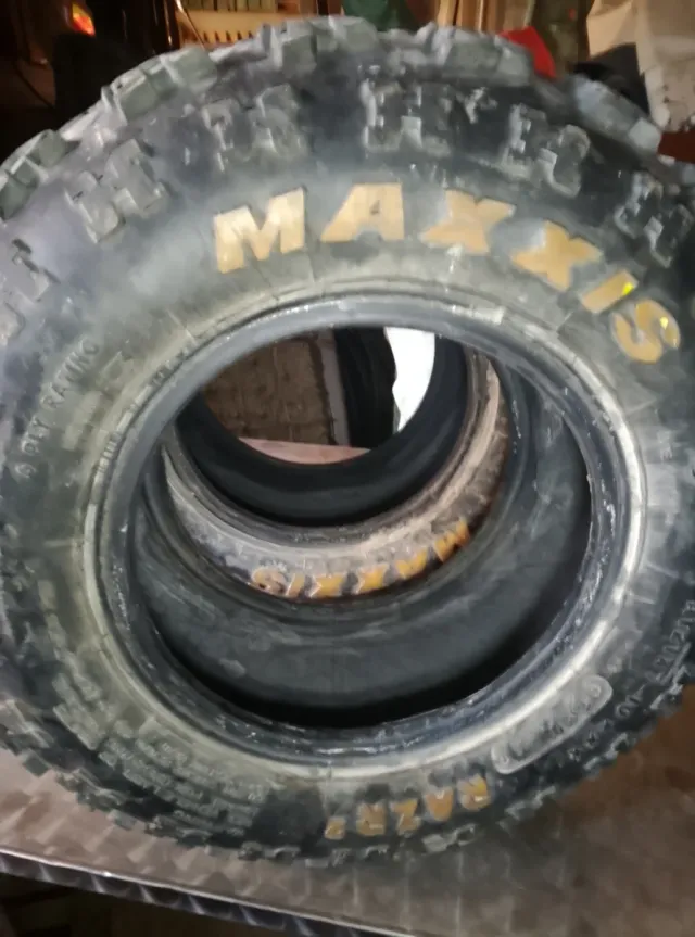 Ruedas Delanteras Maxxis Razr 2 21x7 R10