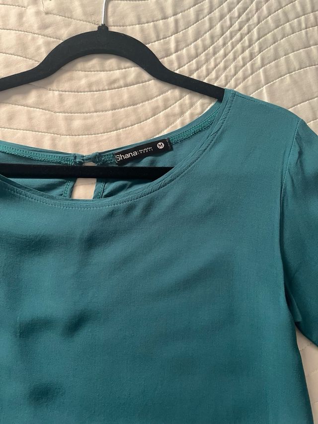 Blusa verde manga larga