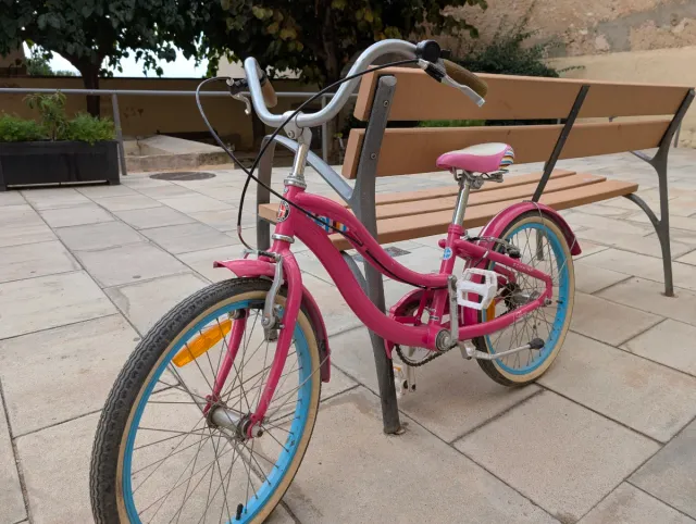 Bicicleta SCHWINN Fiesta Rosa muy bonita