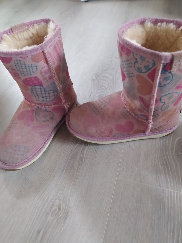 Botas niña forradas. T33. EMU