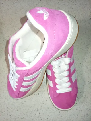 Zapatillas estilo Adidas clasicas-Rosa y verde.