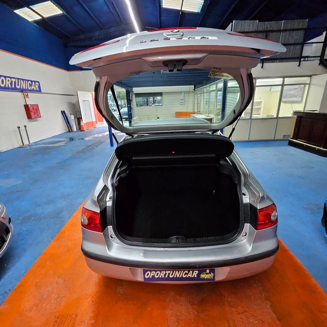 RENAULT Laguna Dynamique 2.0dCi 150CV E4